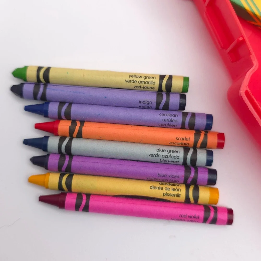Crayola Art Case 2013 Kids Red Kit Discontinued Crayons Dandelion Markers Set